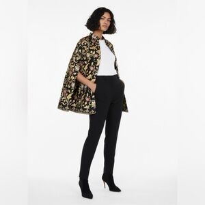 Jovie Black Hibiscus Motif Printed Batik Capelet Outerwear